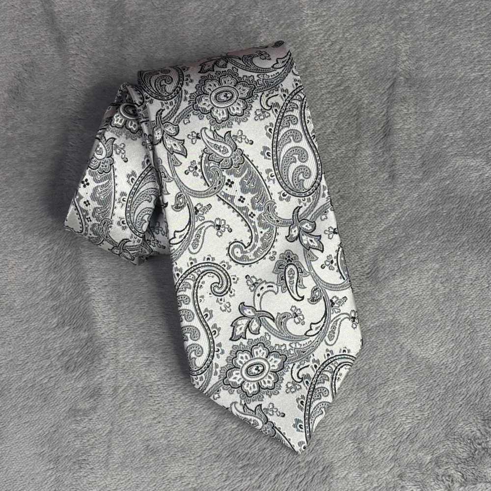 Paul Fredrick Necktie Mens OS Silver Grey Paisley 100% Silk Handmade Formal Tie